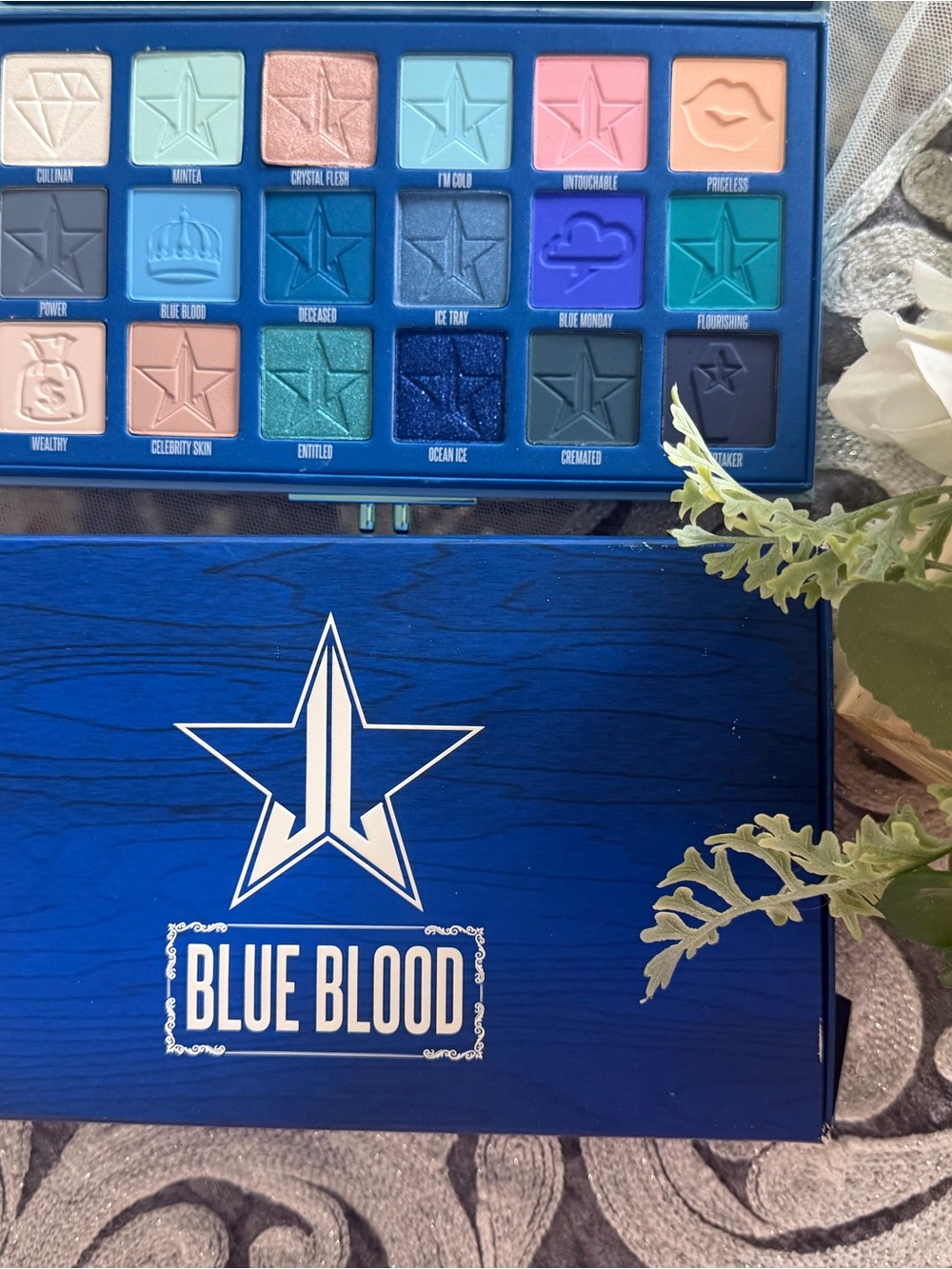 Jeffree Star Cosmetics Blue Blood Eyeshadow Palette
